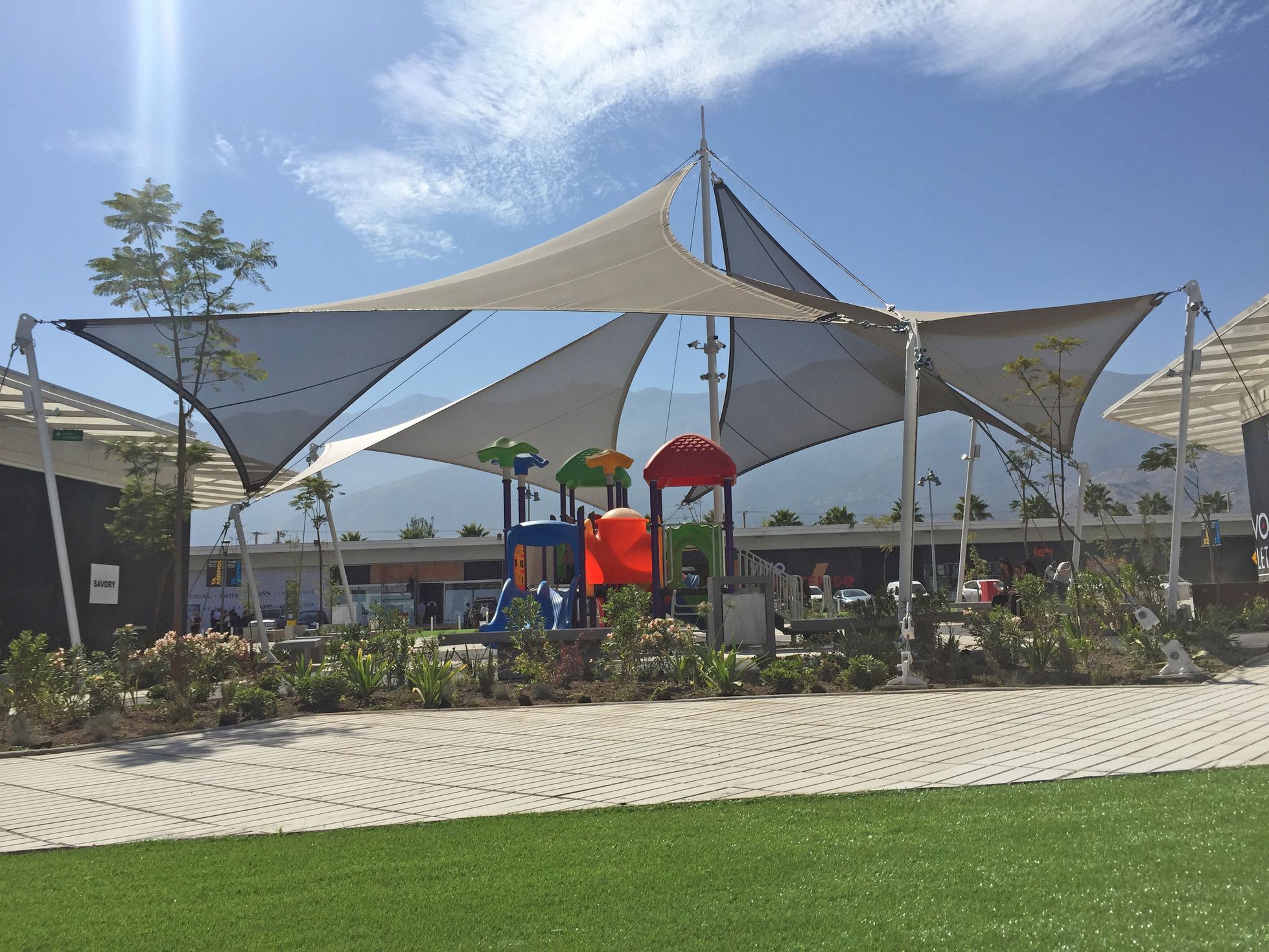 Membranas arquitectónicas: la solución práctica para proteger y embellecer tus espacios